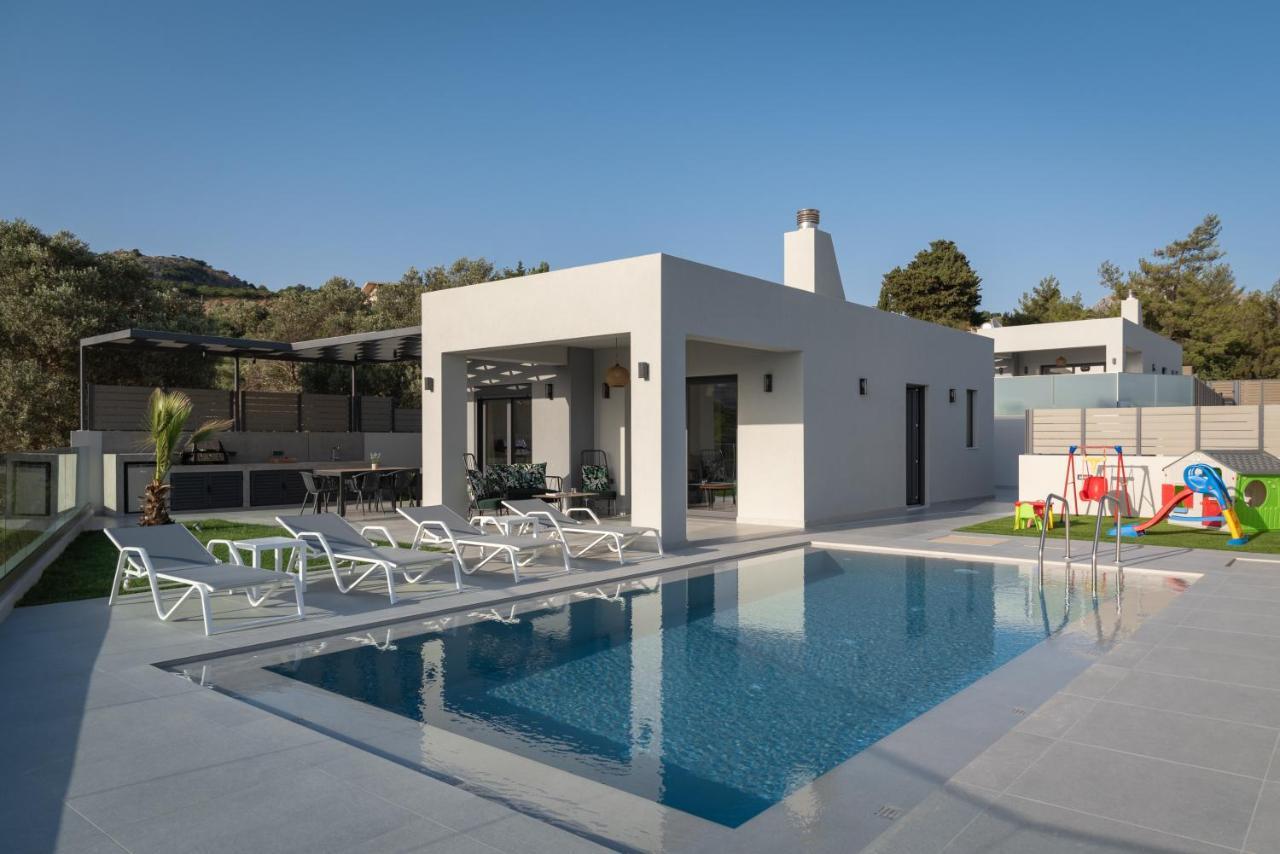 Eolides Villas , Quite Idyll Of Rural Bliss,By Thinkvilla Lambiní Exteriör bild