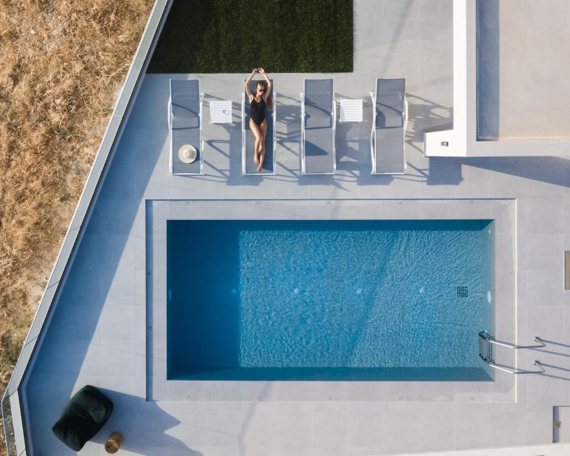 Eolides Villas , Quite Idyll Of Rural Bliss,By Thinkvilla Lambiní Exteriör bild